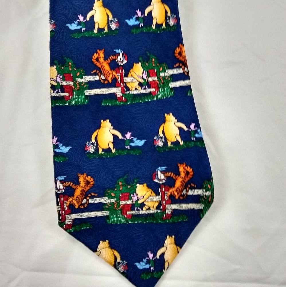 Winnie the Pooh silk tie